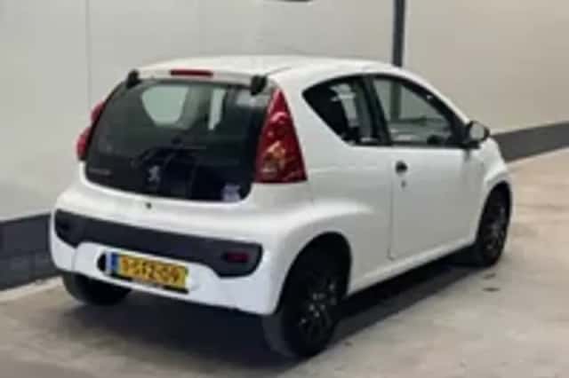 Peugeot 107 (2013) thumbnail 25