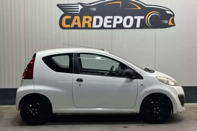 Peugeot 107 (2013) thumbnail 4