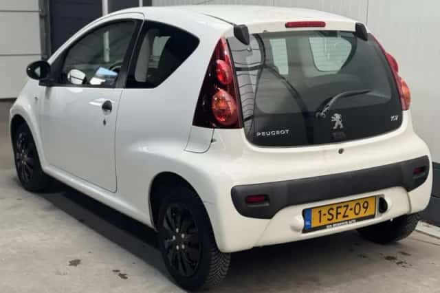 Peugeot 107 (2013) thumbnail 7