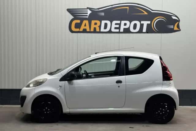 Peugeot 107 (2013) thumbnail 8
