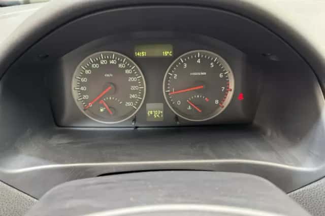 Volvo V50 (2004) thumbnail 13