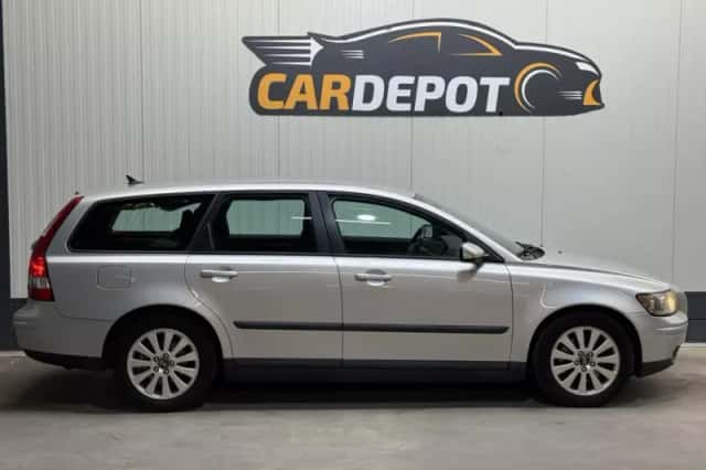 Volvo V50 (2004) thumbnail 4