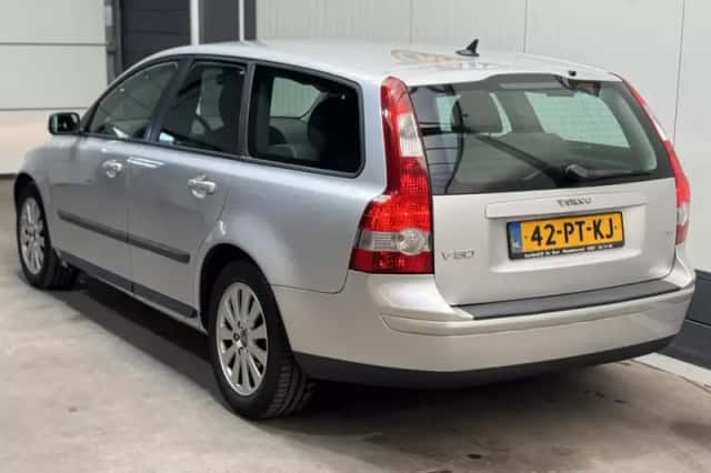 Volvo V50 (2004) thumbnail 7