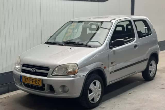 Suzuki Ignis (2004)