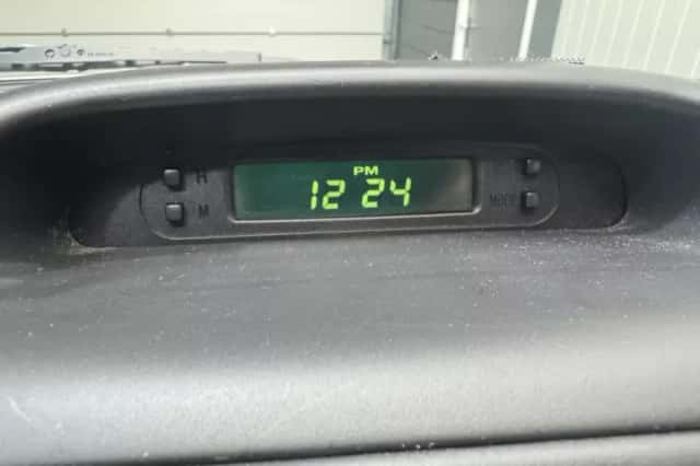 Suzuki Ignis (2004) thumbnail 14