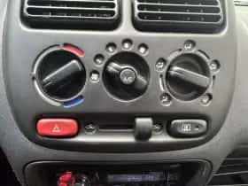 Suzuki Ignis (2004) thumbnail 15