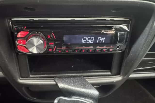Suzuki Ignis (2004) thumbnail 16