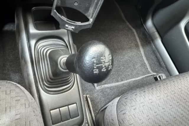 Suzuki Ignis (2004) thumbnail 17