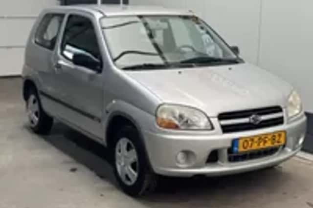 Suzuki Ignis (2004) thumbnail 26