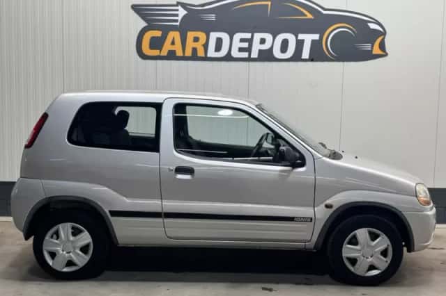 Suzuki Ignis (2004) thumbnail 4