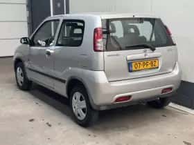 Suzuki Ignis (2004) thumbnail 7