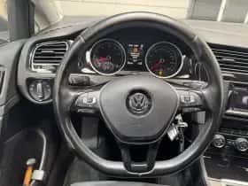 Volkswagen Golf thumbnail 14