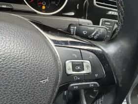 Volkswagen Golf thumbnail 18