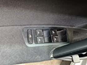 Volkswagen Golf thumbnail 22