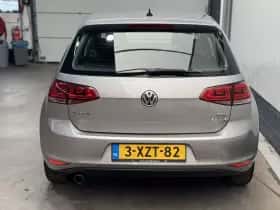 Volkswagen Golf thumbnail 6