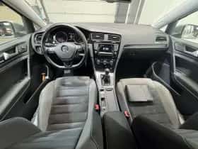 Volkswagen Golf thumbnail 10