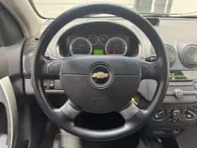 Chevrolet Aveo thumbnail 14