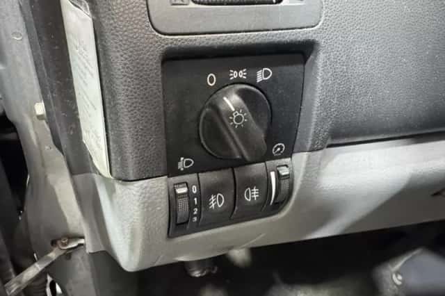 Suzuki Ignis (2006) thumbnail 20