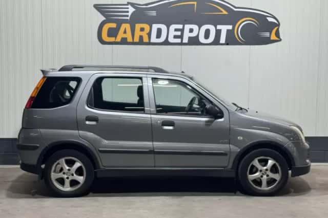 Suzuki Ignis (2006) thumbnail 4