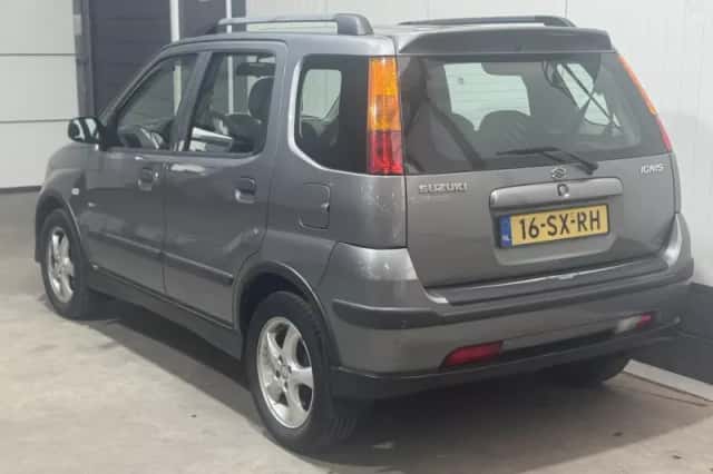 Suzuki Ignis (2006) thumbnail 7