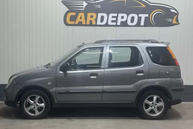 Suzuki Ignis (2006) thumbnail 8