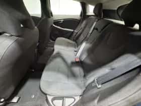 Volvo V40 thumbnail 18
