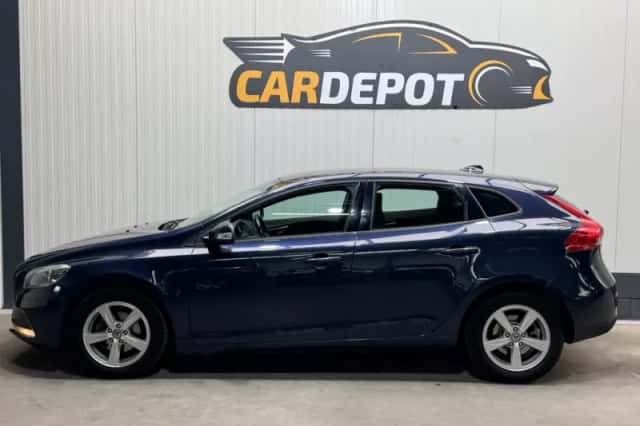 Volvo V40 (2014) thumbnail 8