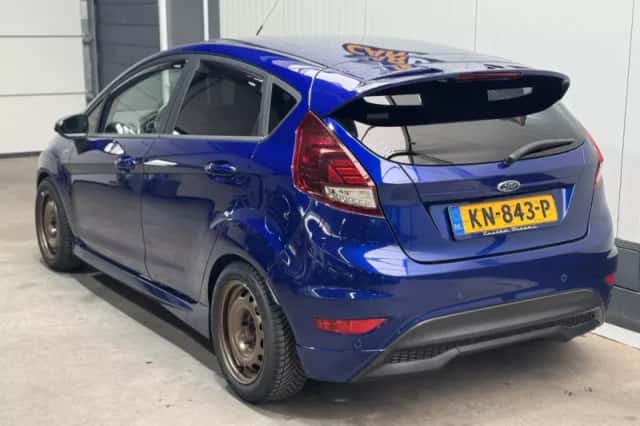 Ford Fiesta (2016) thumbnail 7