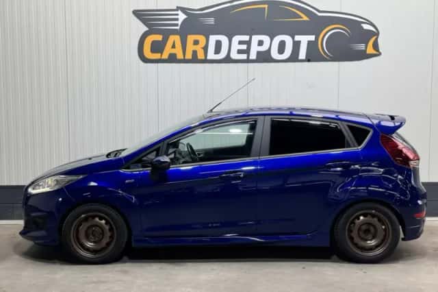 Ford Fiesta (2016) thumbnail 8
