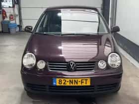 Volkswagen Polo (2003) thumbnail 2