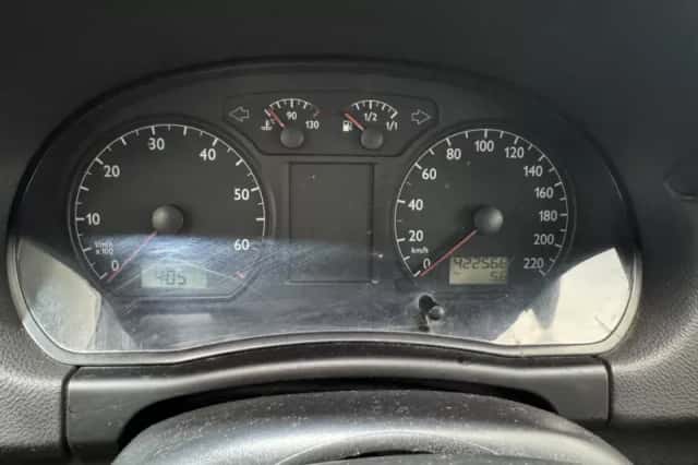 Volkswagen Polo (2003) thumbnail 12