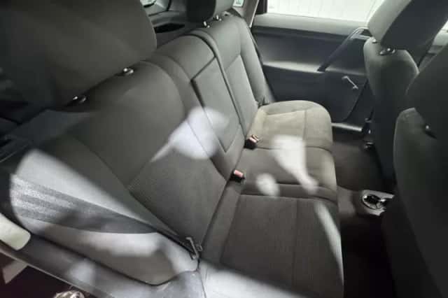 Volkswagen Polo (2003) thumbnail 21