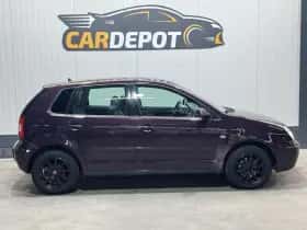 Volkswagen Polo (2003) thumbnail 4