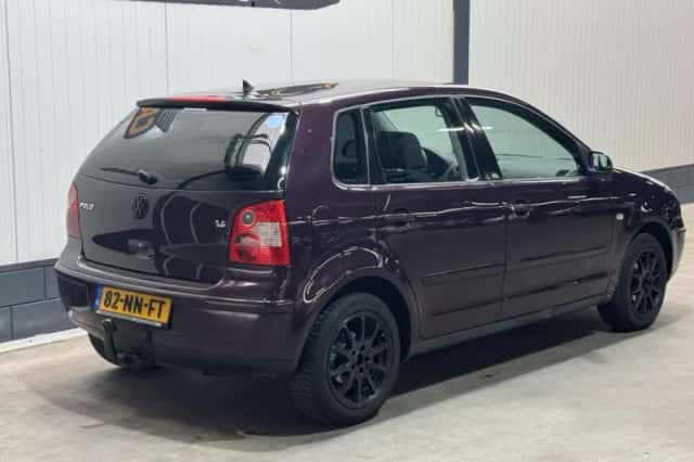 Volkswagen Polo (2003) thumbnail 5