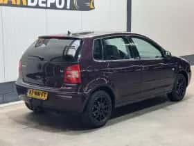 Volkswagen Polo (2003) thumbnail 5