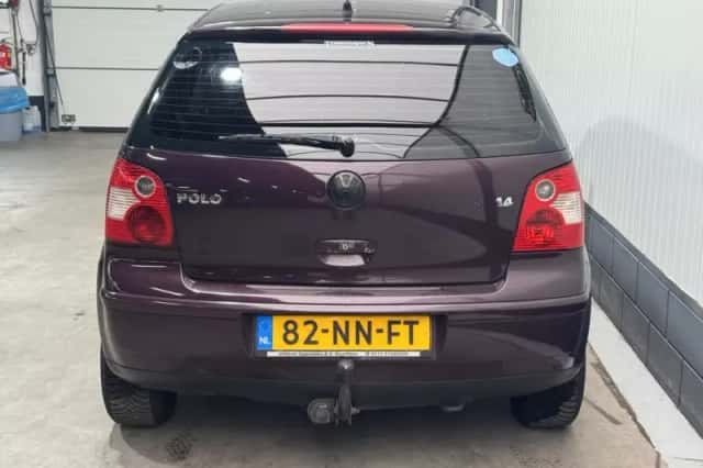 Volkswagen Polo (2003) thumbnail 6
