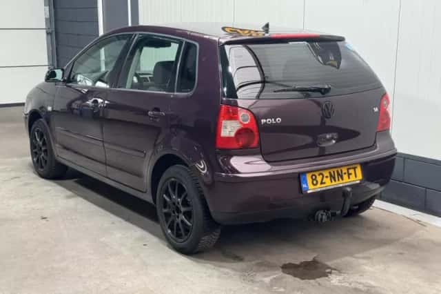 Volkswagen Polo (2003) thumbnail 7