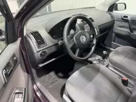Volkswagen Polo (2003) thumbnail 10