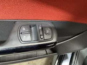 Opel Corsa (2008) thumbnail 21