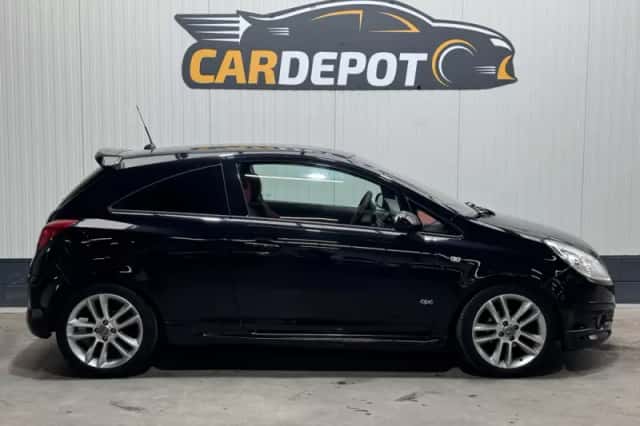 Opel Corsa (2008) thumbnail 4