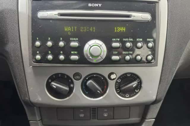 Ford Focus (2006) thumbnail 18