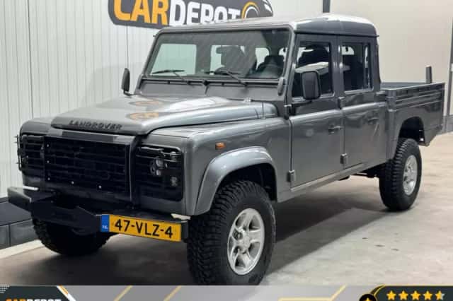 Land Rover Defender (2008) thumbnail 1