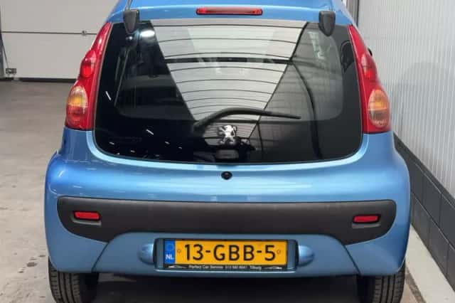 Peugeot 107 (2008) thumbnail 6
