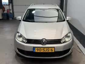 Volkswagen Golf thumbnail 2