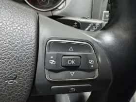 Volkswagen Golf thumbnail 17