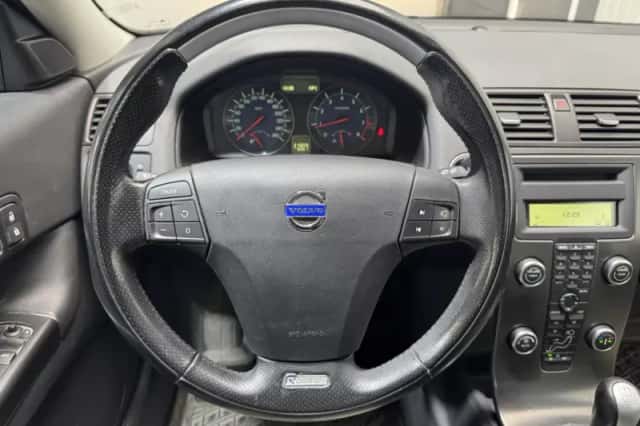 Volvo C30 (2011) thumbnail 12