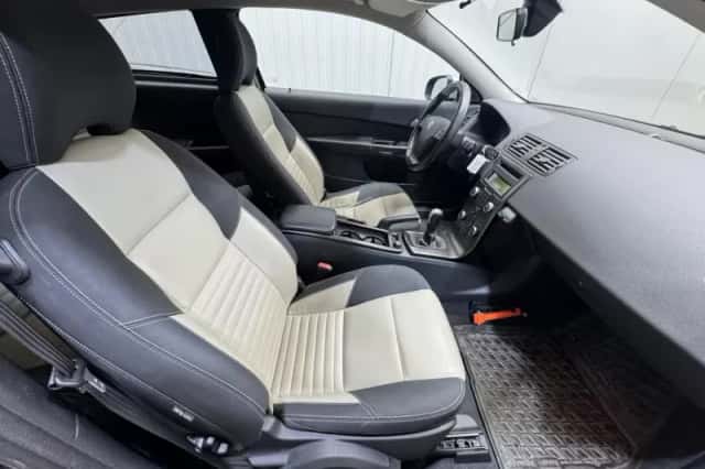 Volvo C30 (2011) thumbnail 22