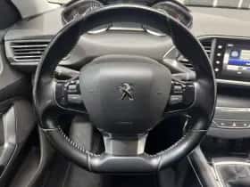 Peugeot 308 (2016) thumbnail 14