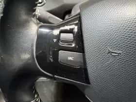Peugeot 308 (2016) thumbnail 19