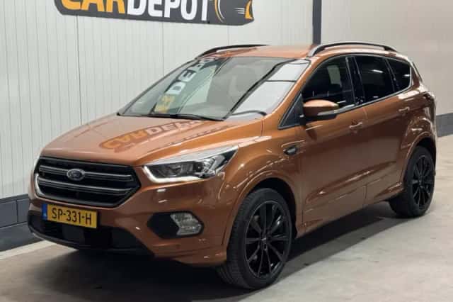 Ford Kuga (2018) thumbnail 1